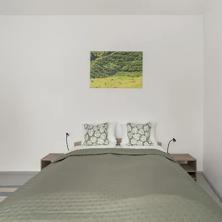Stylowe I Eleganckie Na Parterze Przy Rynku W Poznaniu By Renters Apartment *