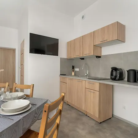 Stylowe I Eleganckie Na Parterze Przy Rynku W Poznaniu By Renters Apartment